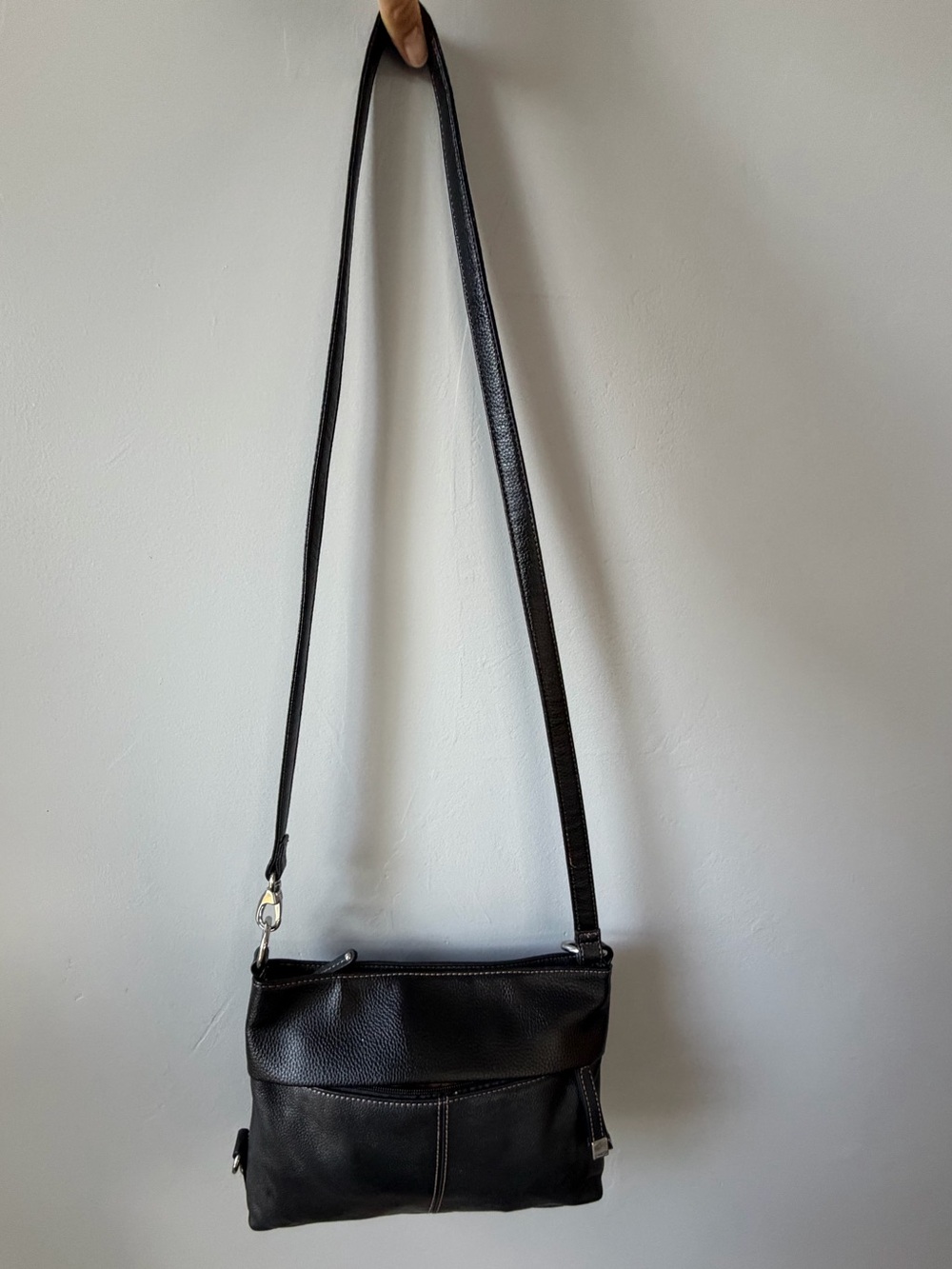 Tignanello 100% Leather Crossbody Bag